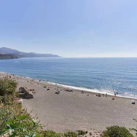 Carabeo 23- Acceso A La Playa Leilighet Nerja Eksteriør bilde